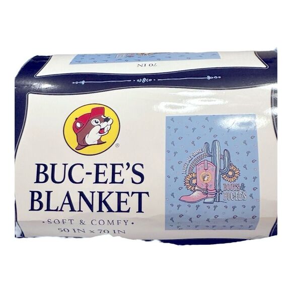 Buc-ee’s blanket Love me some boots theme NEW NWT RARE hard to find - Picture 5 of 9